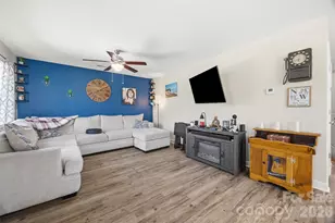 1375 Crawford Rd, Rock Hill, SC 29730 - Photo 6