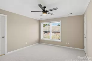 4330 Laurel Hill Ln, Charlotte, NC 28217 - Photo 16