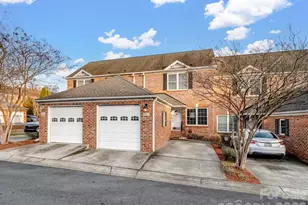 4330 Laurel Hill Ln, Charlotte, NC 28217 - Photo 2