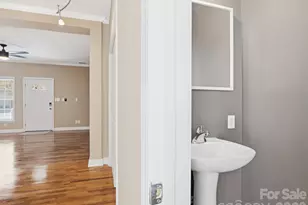 4330 Laurel Hill Ln, Charlotte, NC 28217 - Photo 14