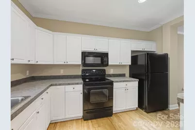 4330 Laurel Hill Lane, Charlotte, NC 28217 - Photo 8