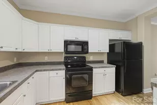 4330 Laurel Hill Ln, Charlotte, NC 28217 - Photo 8