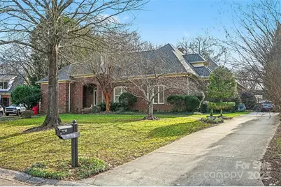 7716 Red Oak Lane, Charlotte, NC 28226 - Photo 4
