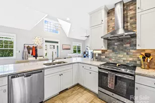 10 Warbler Dr, Fletcher, NC 28732 - Photo 16