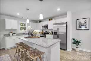 1631 Piper Creek Ave, Newton, NC 28658 - Photo 2