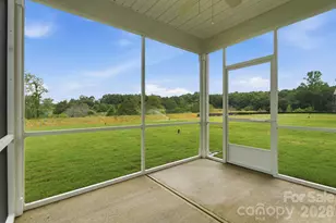 1657 Piper Creek Ave, Newton, NC 28658 - Photo 28