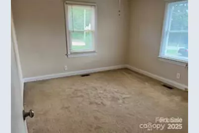 2304 Cline Street, Statesville, NC 28677 - Photo 8