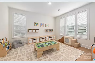 6931 Providence Lane W, Charlotte, NC 28226 - Photo 4