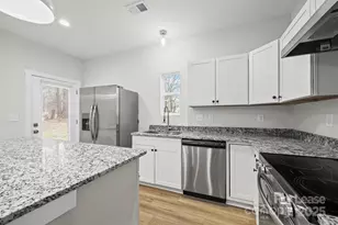 1914 White St, Gastonia, NC 28052 - Photo 10