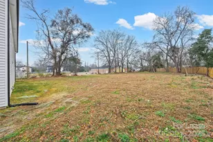 1914 White St, Gastonia, NC 28052 - Photo 26