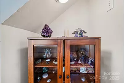 10105 Sparkling Brook Court, Charlotte, NC 28214 - Photo 18