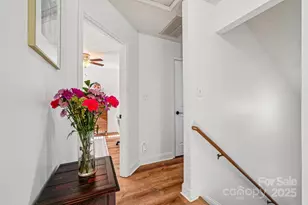 10105 Sparkling Brook Ct, Charlotte, NC 28214 - Photo 22