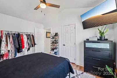 10105 Sparkling Brook Court, Charlotte, NC 28214 - Photo 24