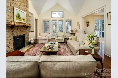 123 Orvis Stone Circle, Candler, NC 28715 - Photo 4