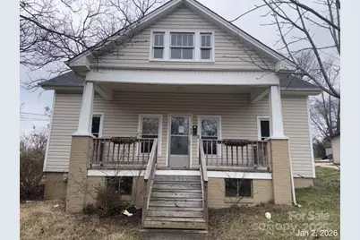 410 Spruce Street SW, Lenoir, NC 28645 - Photo 1