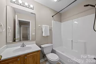 165 Wiltshire Cir, Fletcher, NC 28732 - Photo 30