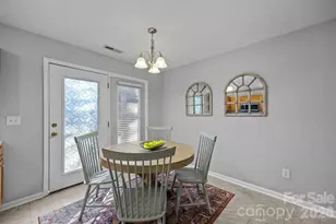 165 Wiltshire Cir, Fletcher, NC 28732 - Photo 10