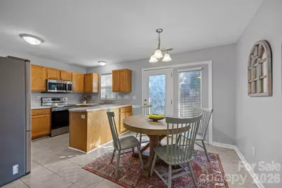 165 Wiltshire Circle, Fletcher, NC 28732 - Photo 8