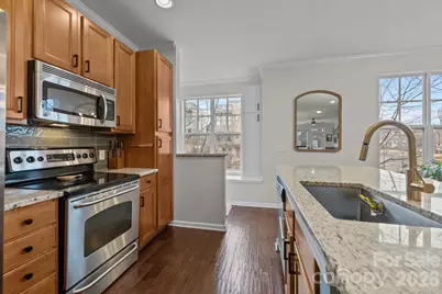 1604 Walnut View Drive, Charlotte, NC 28208 - Photo 12