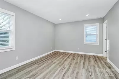 5823 Falstaff Drive, Charlotte, NC 28227 - Photo 22