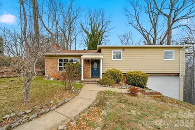 212 Newland Place NW, Lenoir, NC 28645 - Photo 1