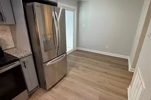 824 Flint St, Lincolnton, NC 28092 - Photo 8