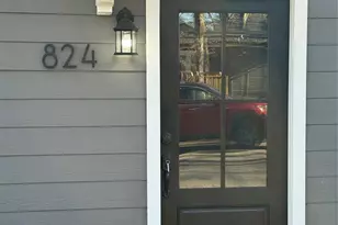 824 Flint St, Lincolnton, NC 28092 - Photo 2