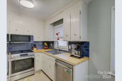 228 Ridge Drive, Harrisburg, NC 28075 - Photo 8