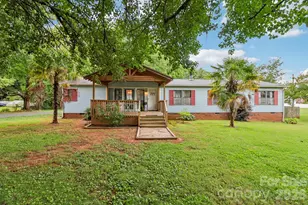 122 S Main St, New London, NC 28127 - Photo 1