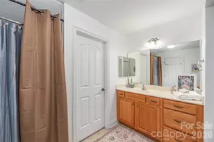 122 Outlook Cir, Swannanoa, NC 28778 - Photo 18