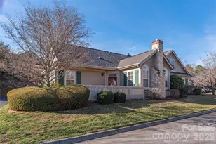 122 Outlook Cir, Swannanoa, NC 28778 - Photo 2