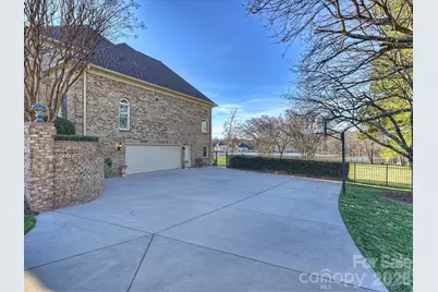 433 Landsbury Drive, Waxhaw, NC 28173 - Photo 48