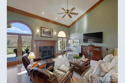 433 Landsbury Drive, Waxhaw, NC 28173 - Photo 12