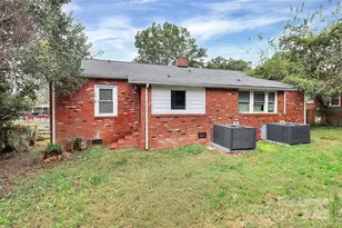 2701 Watson Dr, Charlotte, NC 28208 - Photo 28