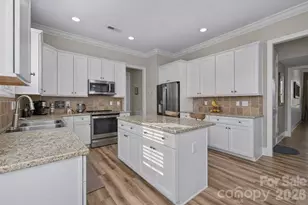 4109 Exbury Gardens Dr, Waxhaw, NC 28173 - Photo 8