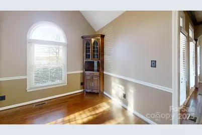 137 N Shore Drive, Cherryville, NC 28021 - Photo 6