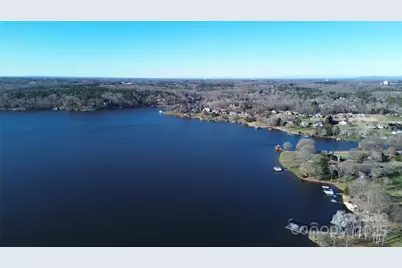 137 N Shore Drive, Cherryville, NC 28021 - Photo 32