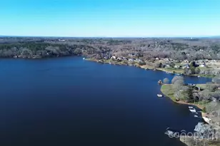 137 N Shore Dr, Cherryville, NC 28021 - Photo 32