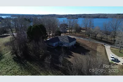 137 N Shore Drive, Cherryville, NC 28021 - Photo 34