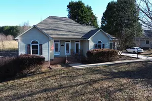 137 N Shore Dr, Cherryville, NC 28021 - Photo 24