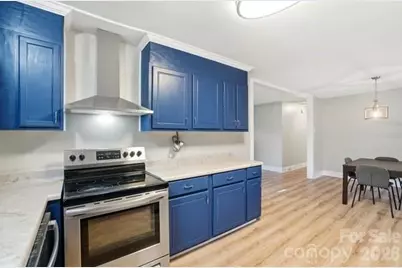 5326 Dolphin Lane, Charlotte, NC 28215 - Photo 8