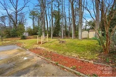 5326 Dolphin Lane, Charlotte, NC 28215 - Photo 24