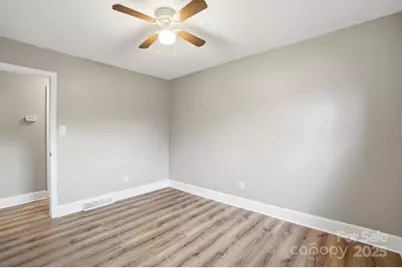 5326 Dolphin Lane, Charlotte, NC 28215 - Photo 22