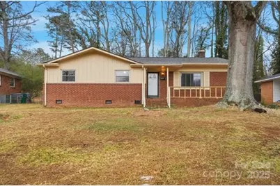 5326 Dolphin Lane, Charlotte, NC 28215 - Photo 2