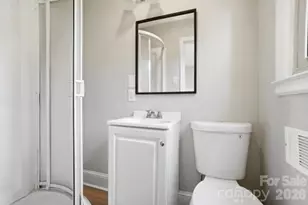 5326 Dolphin Ln, Charlotte, NC 28215 - Photo 14