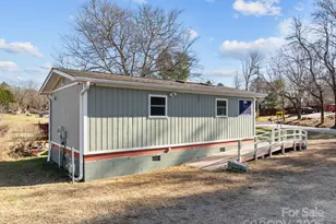 701 Dana Rd, Hendersonville, NC 28792 - Photo 2