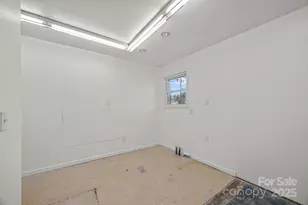 701 Dana Rd, Hendersonville, NC 28792 - Photo 26