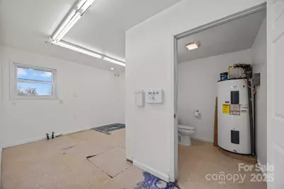 701 Dana Road, Hendersonville, NC 28792 - Photo 22