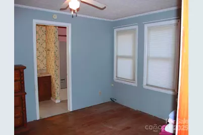 709 Wickins Drive, Hendersonville, NC 28791 - Photo 16