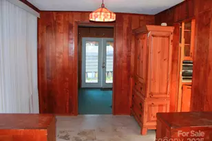 709 Wickins Dr, Hendersonville, NC 28791 - Photo 12